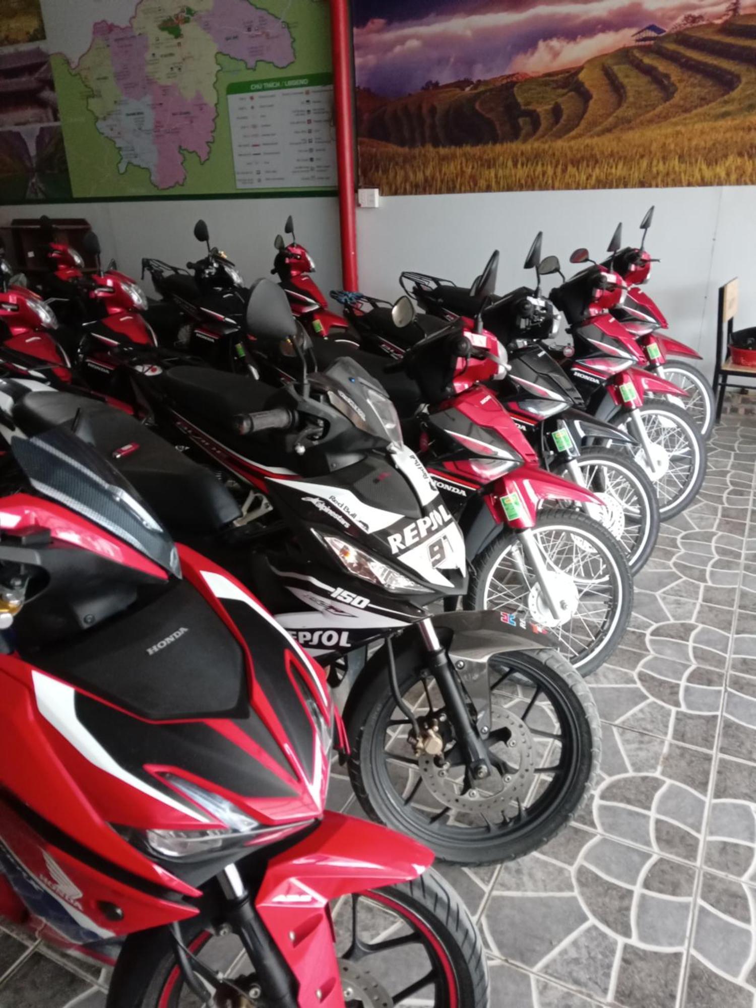 Viethung Hostel-Motorbikes For Rental - Tour Lang Lap Chambre photo